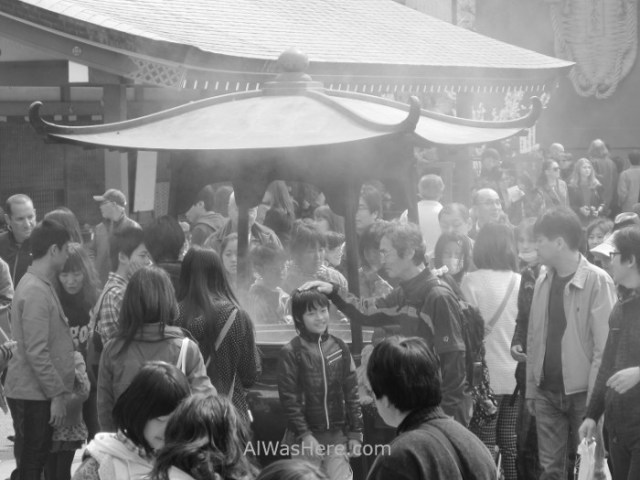 Caldero de incienso, Senso-ji