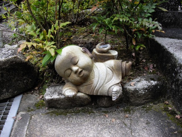 Escultura tumbado Daisho-in