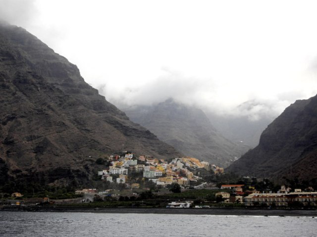 valle-gran-rey-desde-la-barca-la-gomera